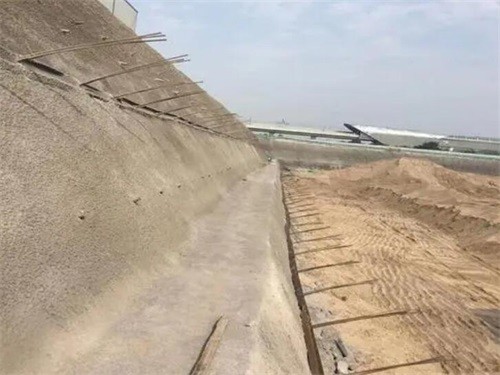 南华河道边坡加固